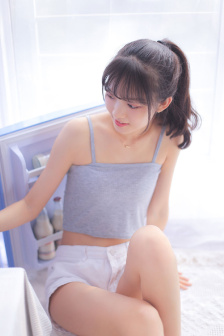 地缚少年花子君